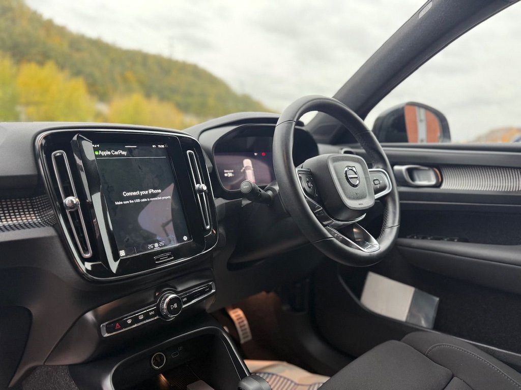 Used Volvo XC40 2021 for sale - 76389884: Photo 8