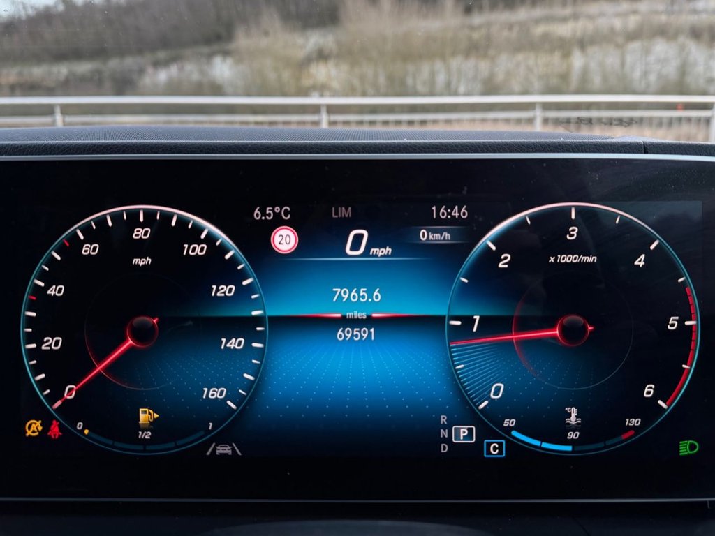 Used Mercedes-Benz GLE 2021 for sale - 77560551: Photo 16