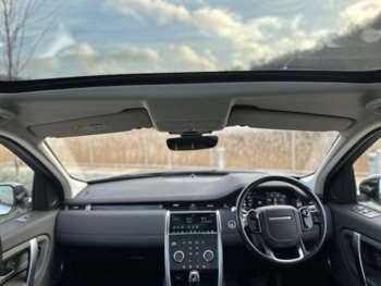 Used Land Rover Discovery Sport 2019 for sale - 75375788: Photo