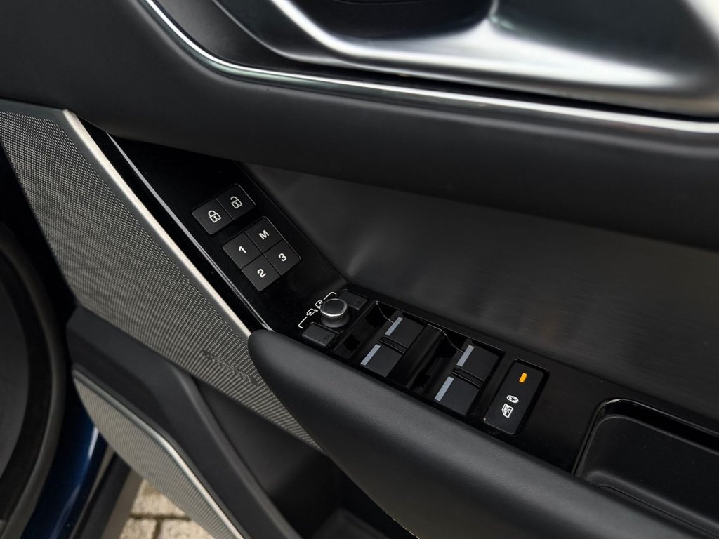 Used Land Rover Range Rover Velar 2021 for sale - 77911085: Photo 21