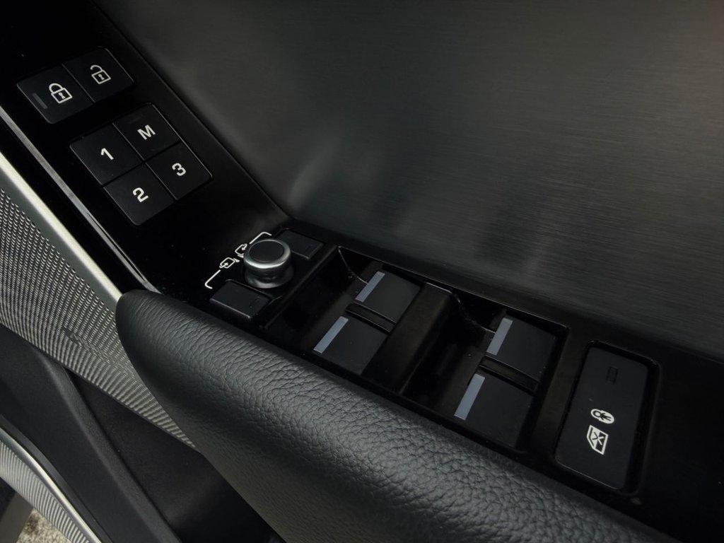 Used Land Rover Range Rover Velar 2021 for sale - 78008840: Photo 26