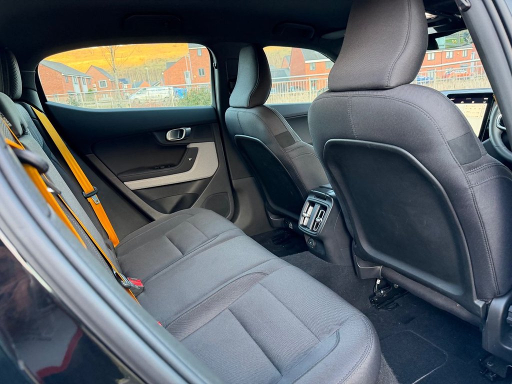 Used Polestar Polestar 2 2022 for sale - 77084084: Photo 13