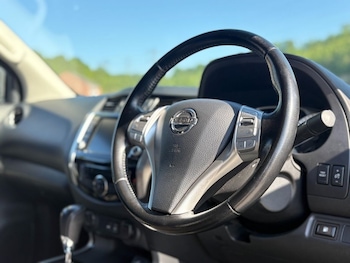 Used Nissan Navara 2020 for sale - 78538345: Photo