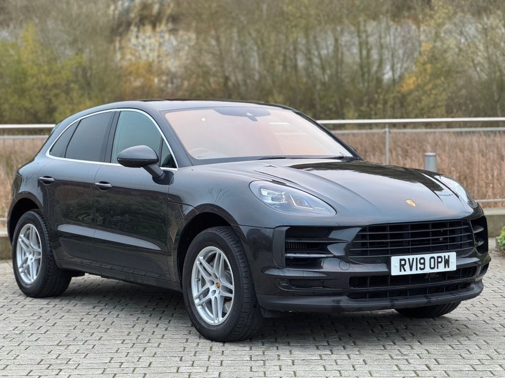 Used Porsche Macan 2019 for sale - 76691371: Photo 1