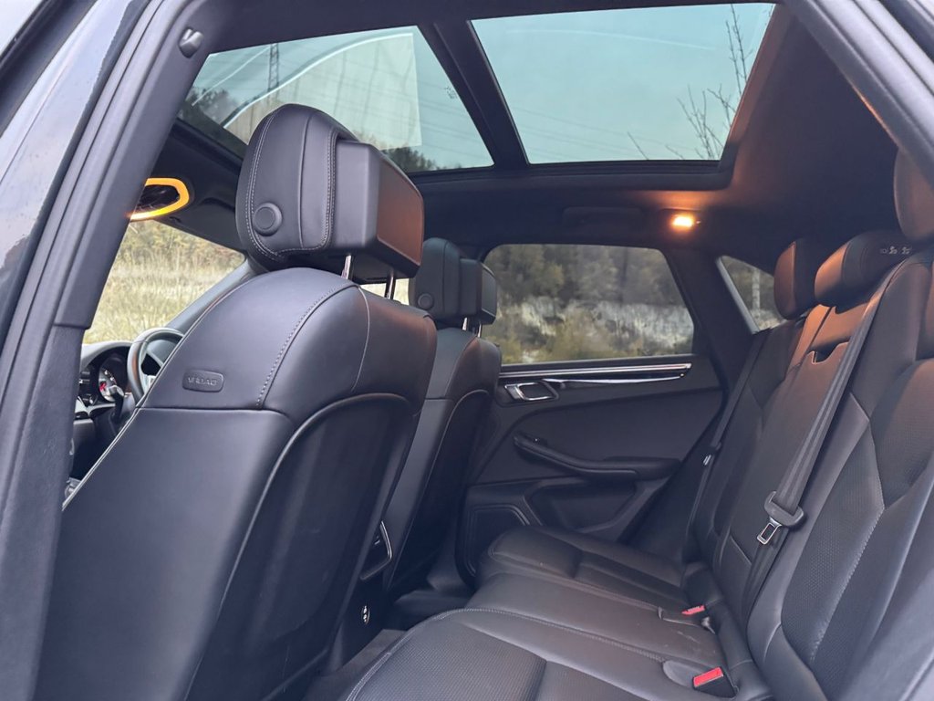 Used Porsche Macan 2019 for sale - 76691371: Photo 14
