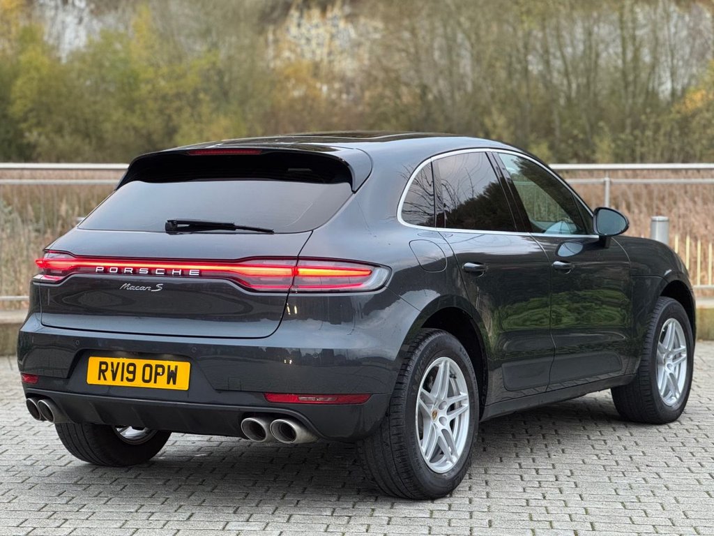 Used Porsche Macan 2019 for sale - 76691371: Photo 8