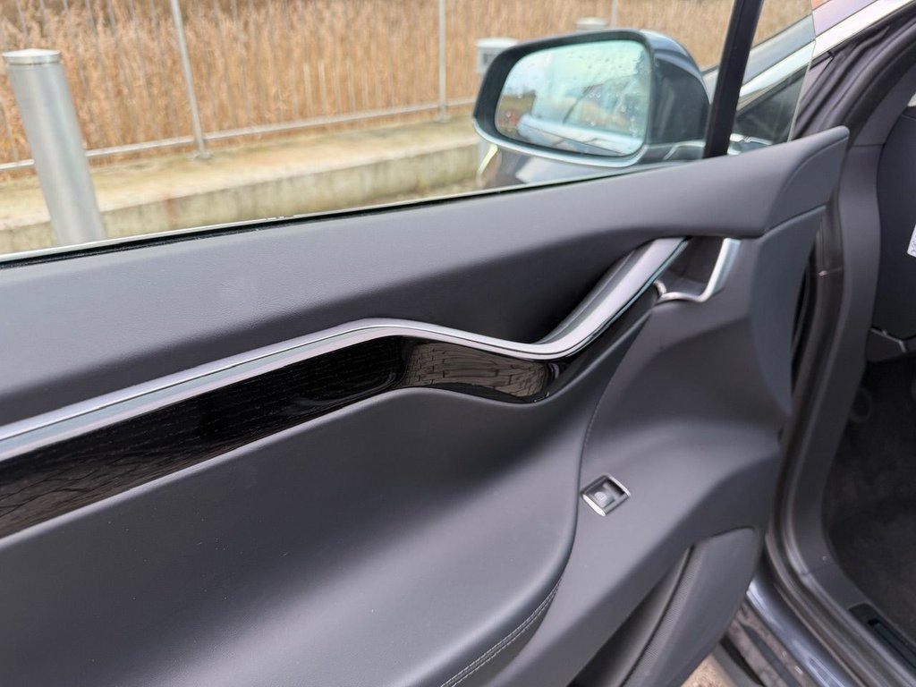 Used Tesla Model X 2019 for sale - 77451583: Photo 31