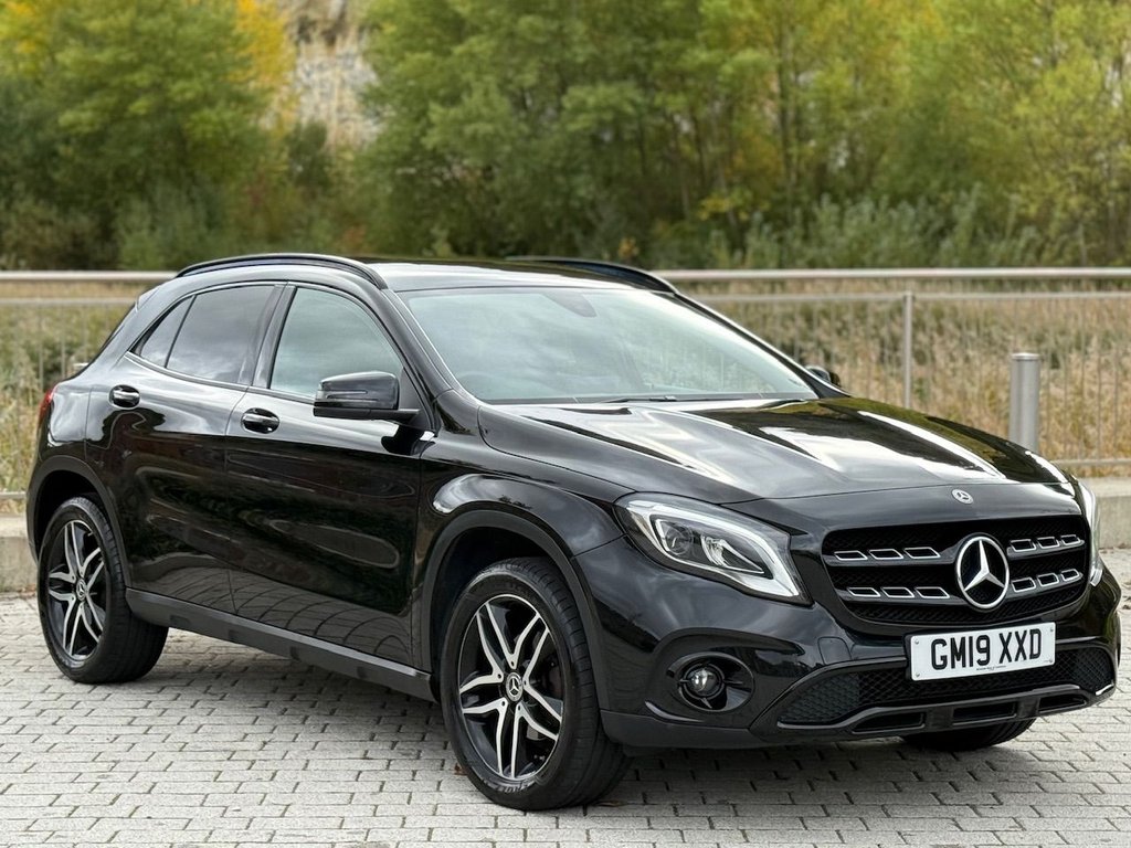 Used Mercedes-Benz GLA 2019 for sale - 76256439: Photo 1