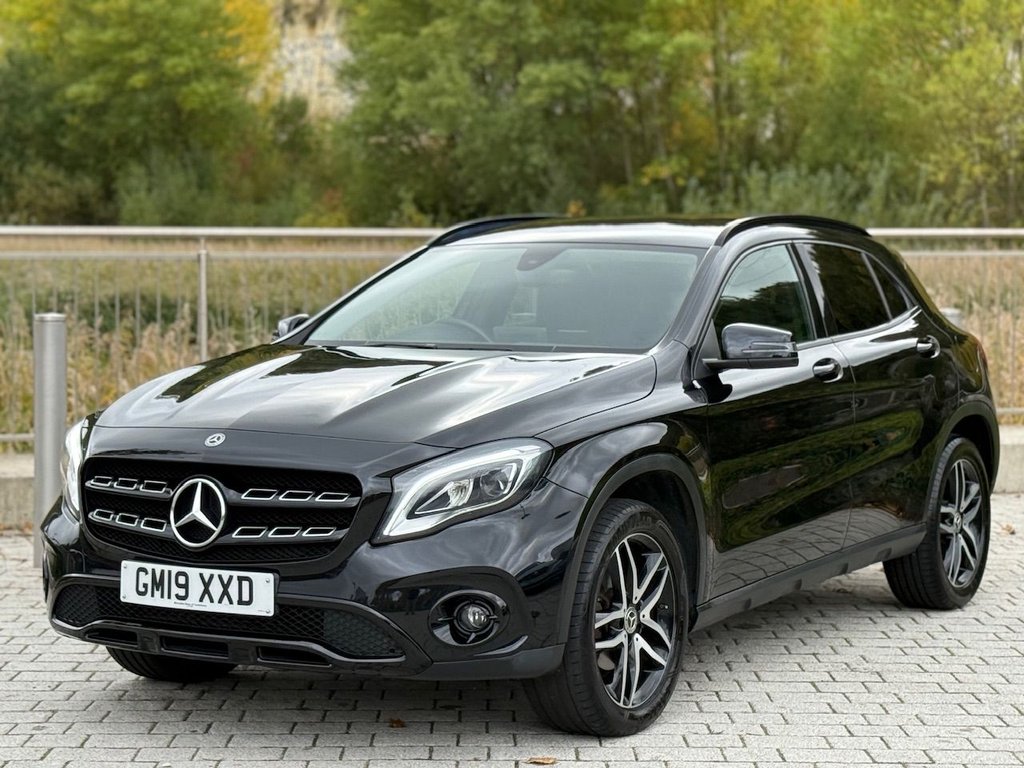 Used Mercedes-Benz GLA 2019 for sale - 76256439: Photo 3