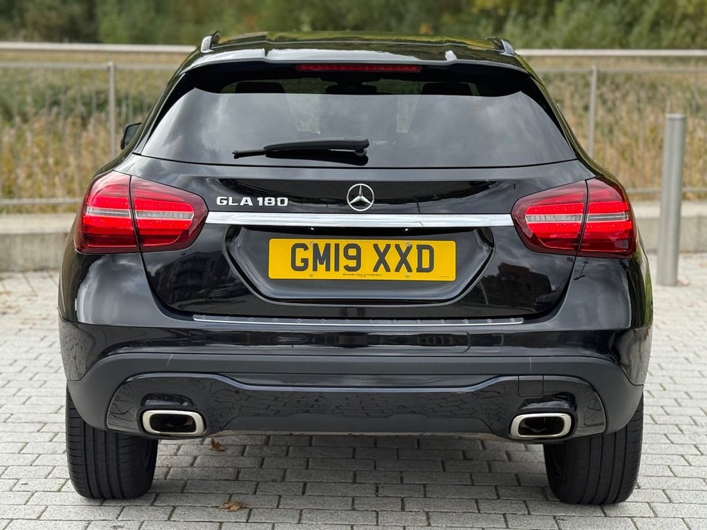 Used Mercedes-Benz GLA 2019 for sale - 76256439: Photo 5