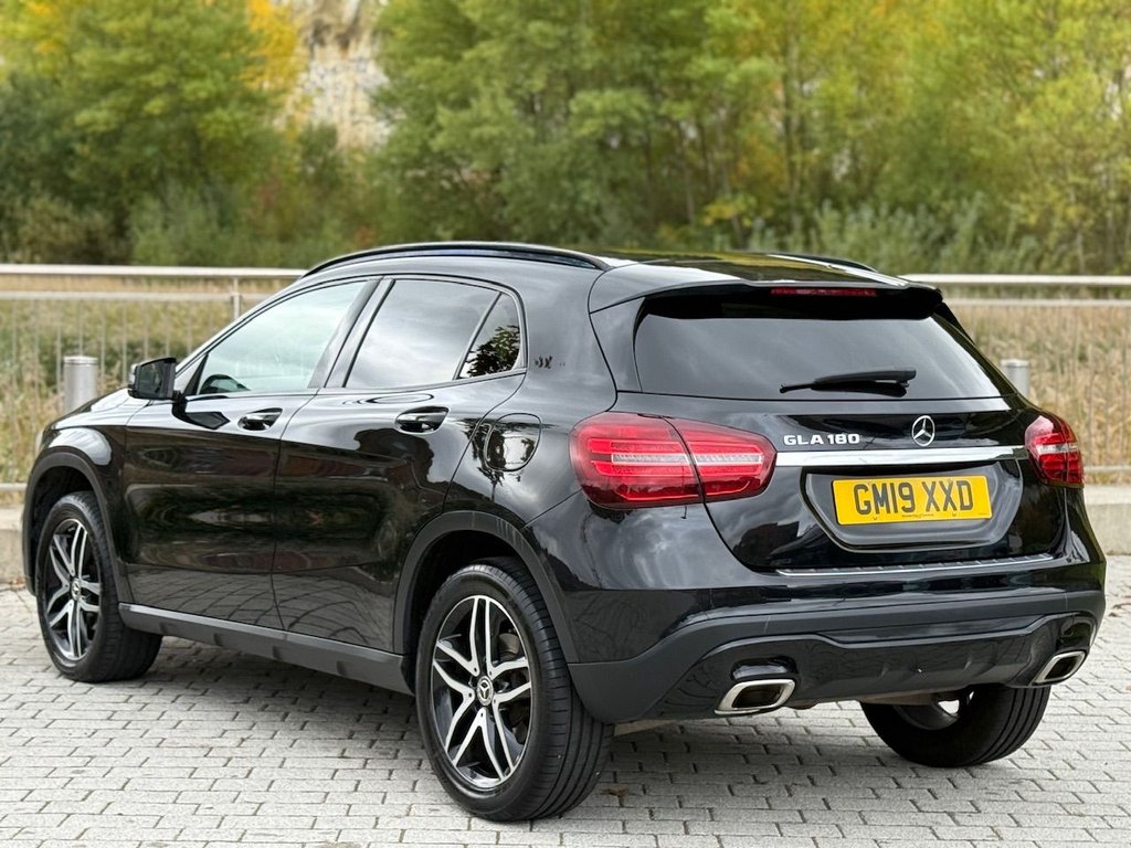 Used Mercedes-Benz GLA 2019 for sale - 76256439: Photo 6