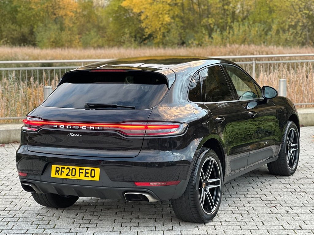 Used Porsche Macan 2020 for sale - 76430050: Photo 17