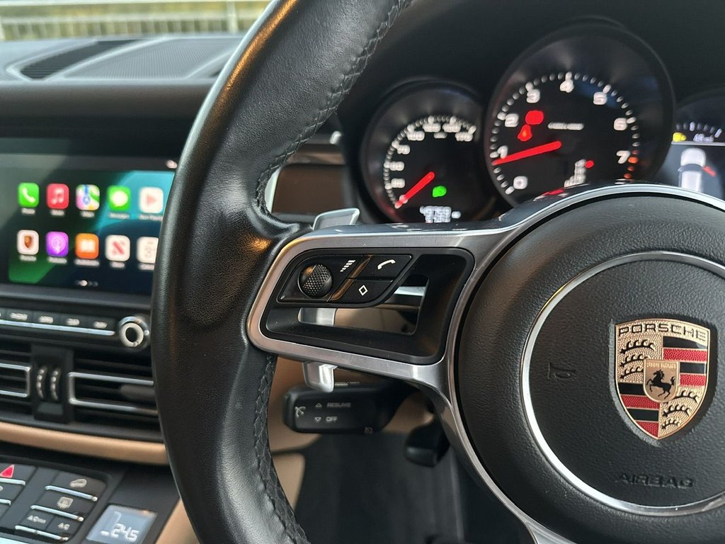 Used Porsche Macan 2020 for sale - 76430050: Photo 22