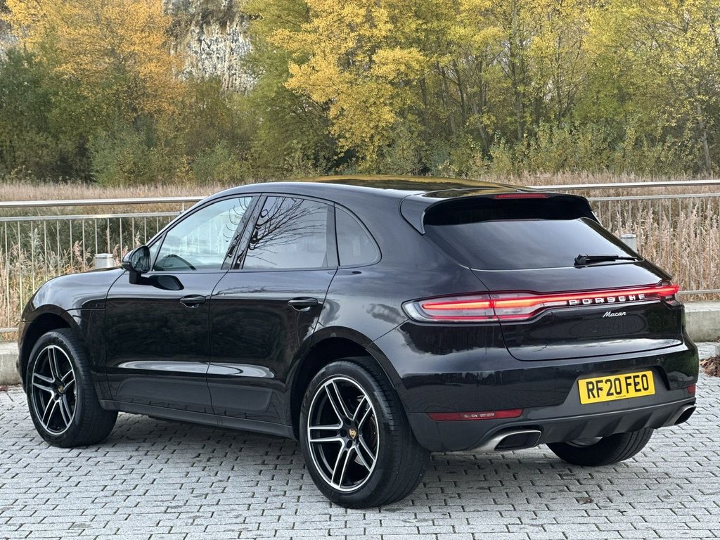 Used Porsche Macan 2020 for sale - 76430050: Photo 3