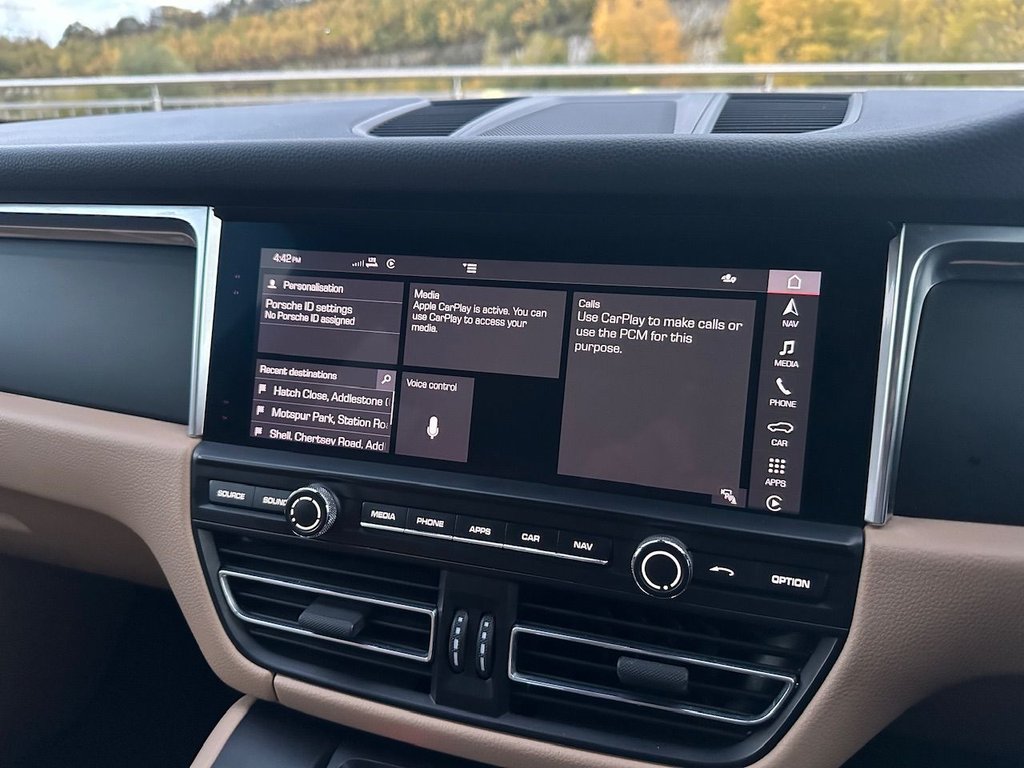 Used Porsche Macan 2020 for sale - 76430050: Photo 30