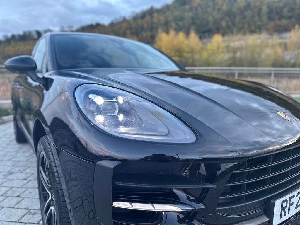 Used Porsche Macan 2020 for sale - 76430050: Photo 8