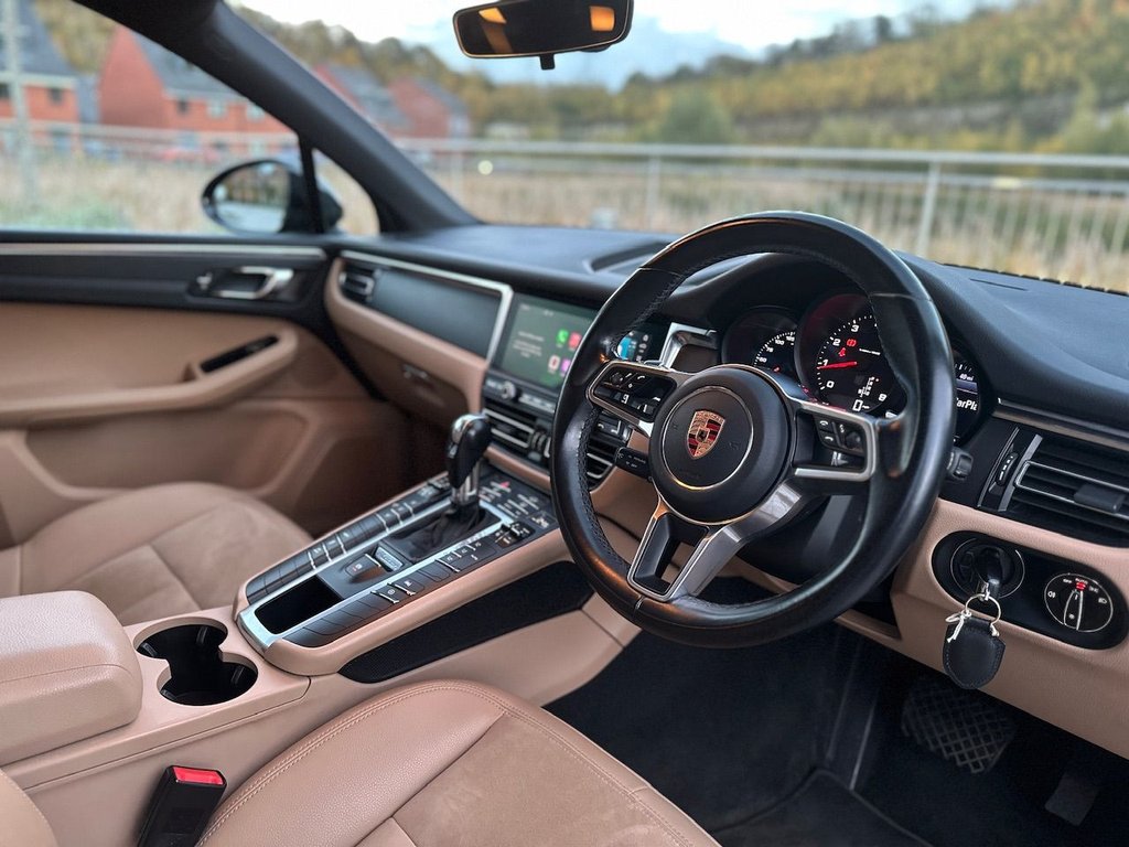 Used Porsche Macan 2020 for sale - 76430050: Photo 9