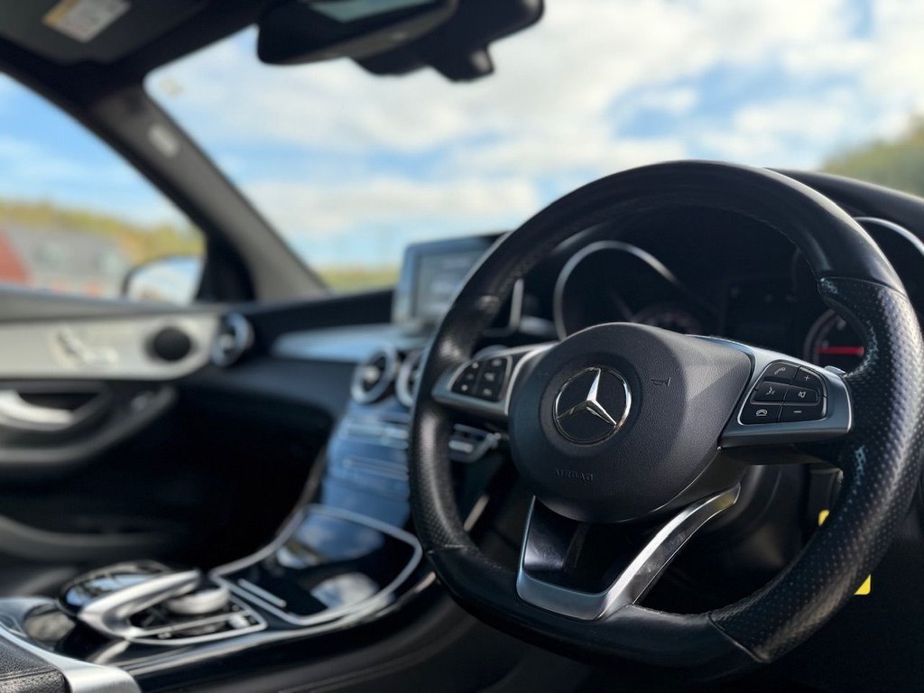 Used Mercedes-Benz GLC 2016 for sale - 76229125: Photo 2