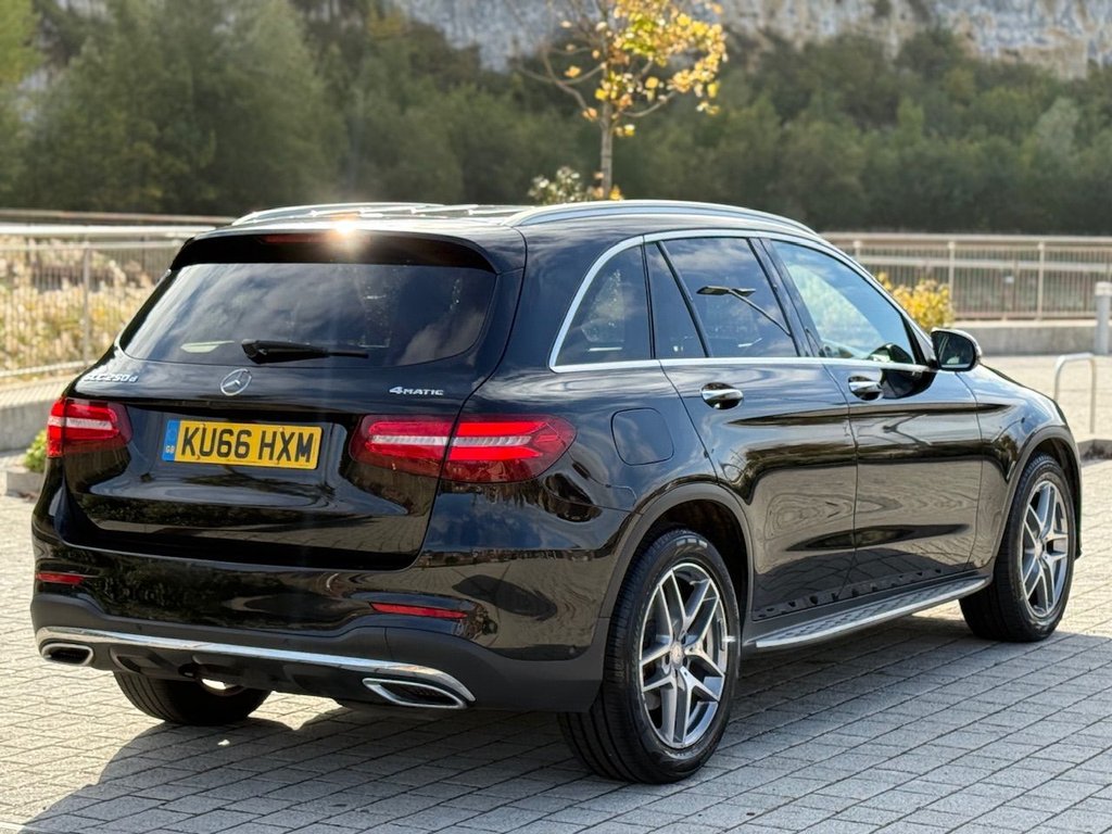 Used Mercedes-Benz GLC 2016 for sale - 76229125: Photo 8