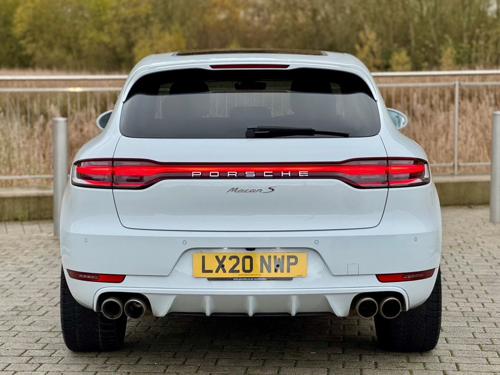 Used Porsche Macan 2020 for sale - 76724862: Photo 11