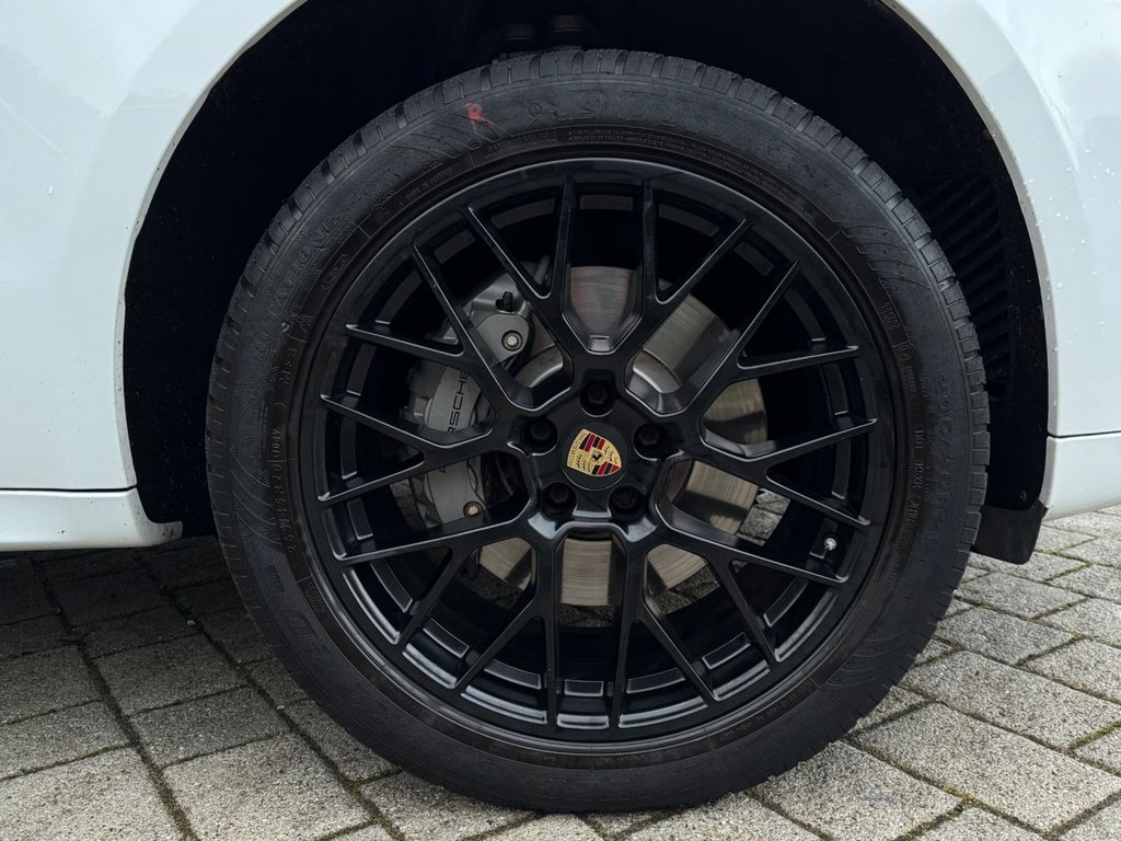 Used Porsche Macan 2020 for sale - 76724862: Photo 23