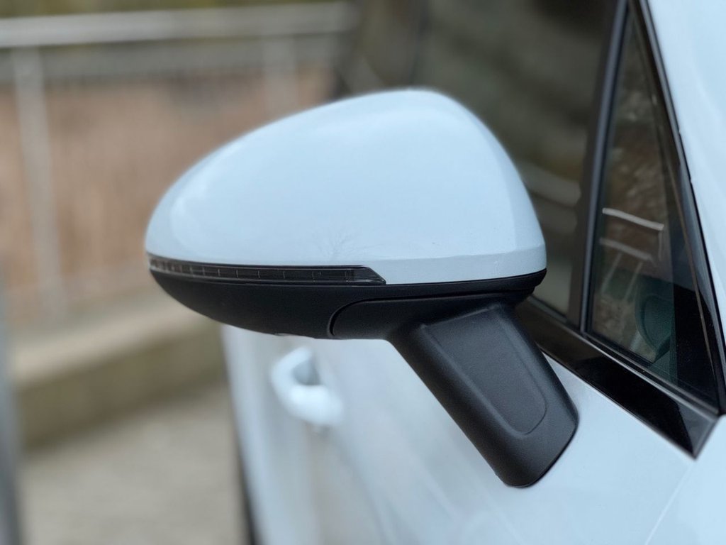 Used Porsche Macan 2020 for sale - 76724862: Photo 24