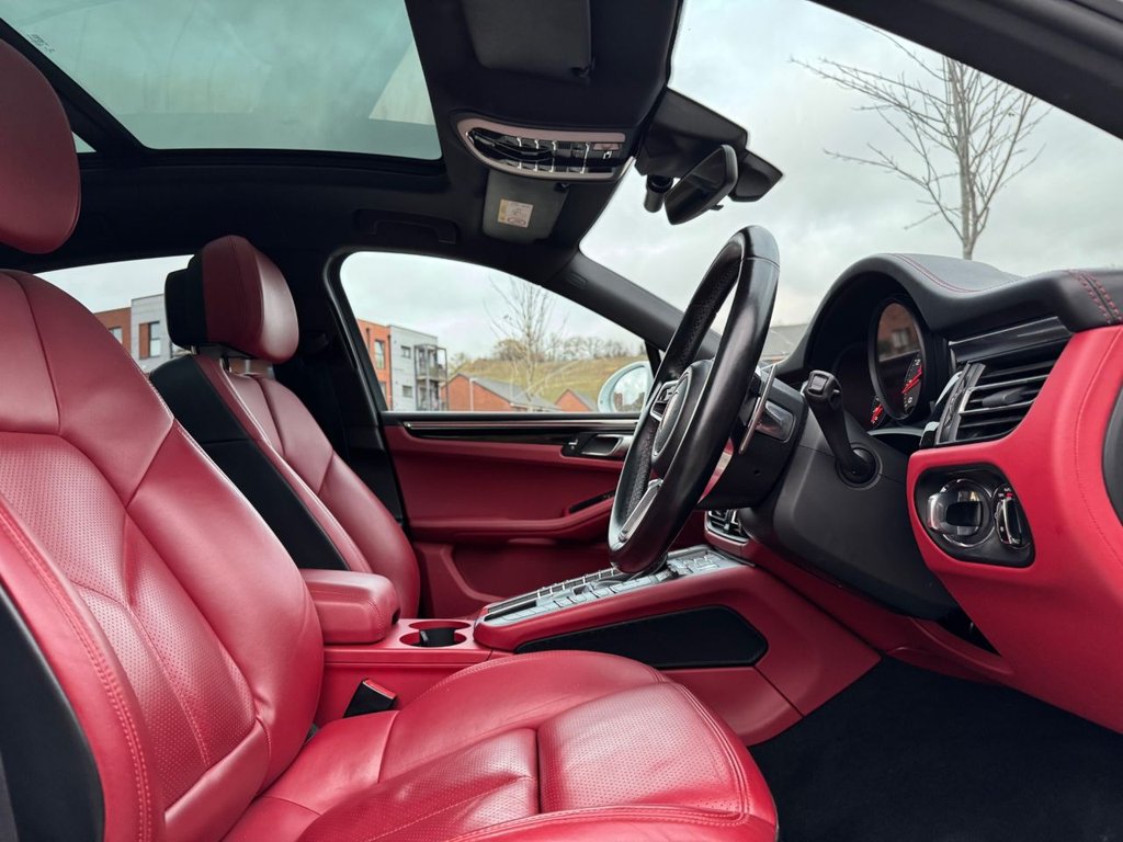 Used Porsche Macan 2020 for sale - 76724862: Photo 4