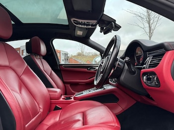 Used Porsche Macan 2020 for sale - 76724862: Photo