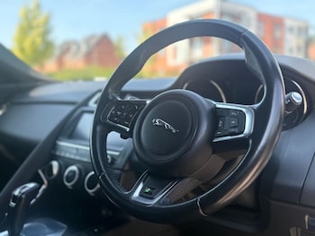 Used Jaguar E-Pace 2018 for sale - 78967063: Photo