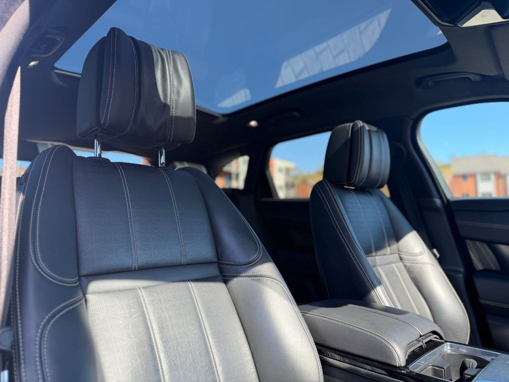 Used Land Rover Range Rover Velar 2019 for sale - 78030665: Photo 2