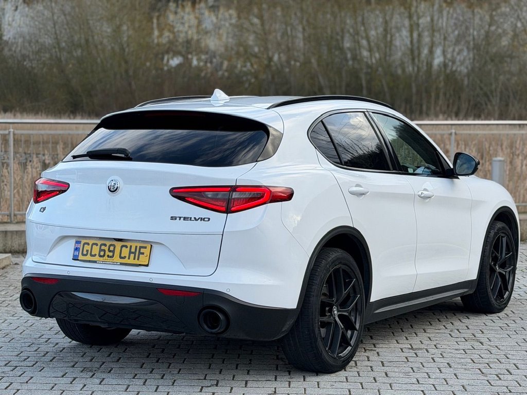 Used Alfa Romeo Stelvio 2019 for sale - 77719798: Photo 3