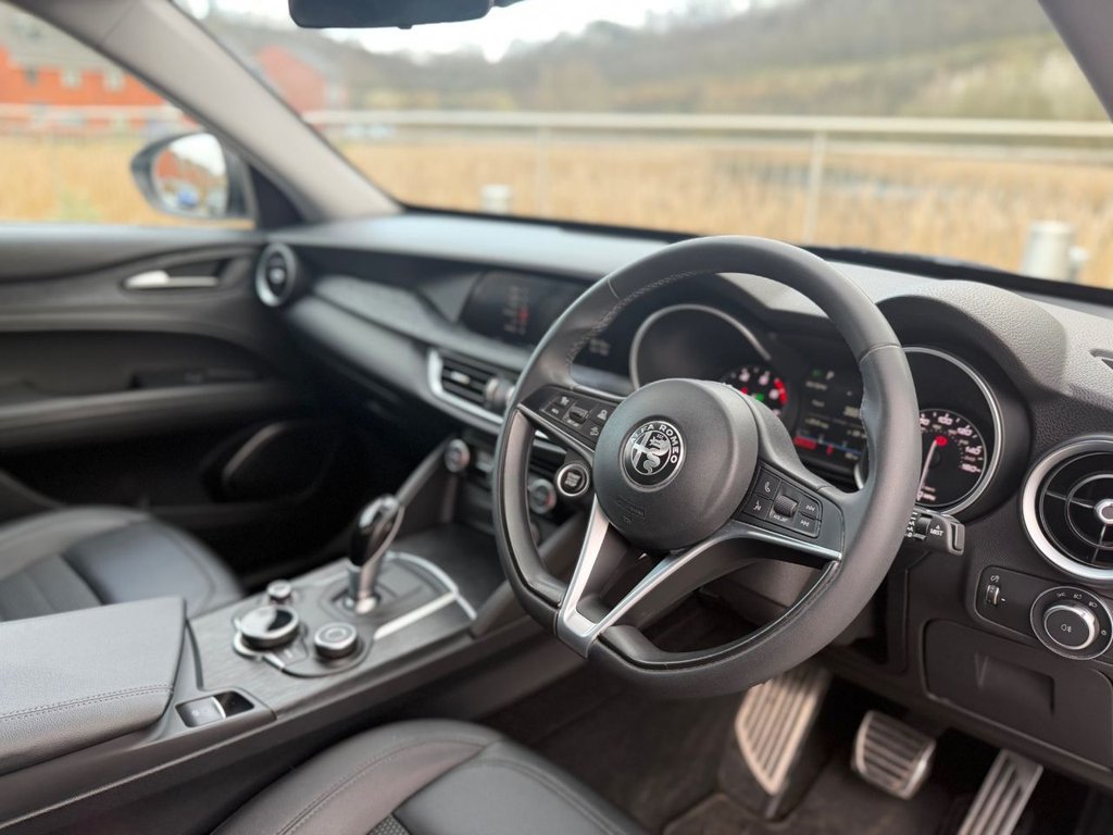 Used Alfa Romeo Stelvio 2019 for sale - 77719798: Photo 8