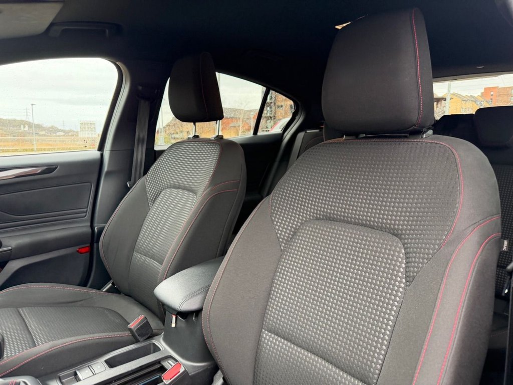 Used Ford Focus 2021 for sale - 77401358: Photo 20