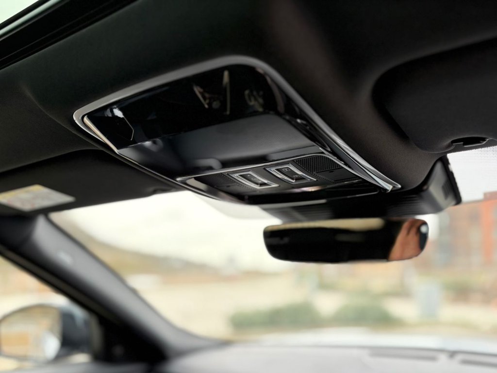 Used Land Rover Range Rover Velar 2021 for sale - 77976603: Photo 23