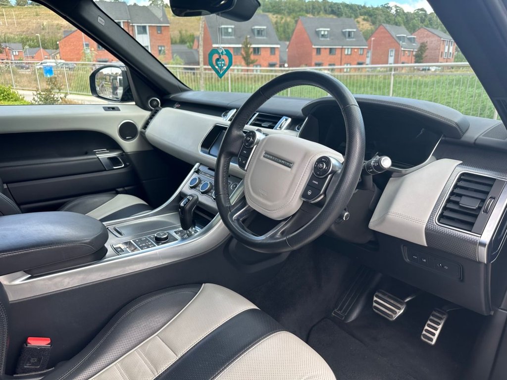 Used Land Rover Range Rover Sport 2017 for sale - 76597720: Photo 11