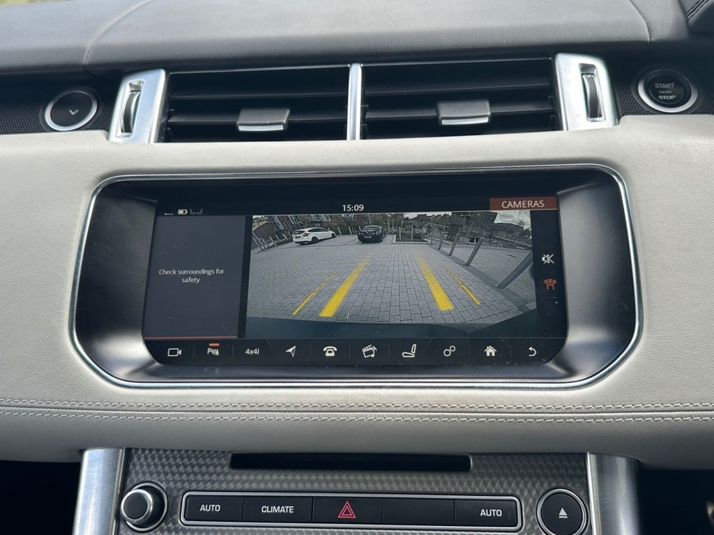 Used Land Rover Range Rover Sport 2017 for sale - 76597720: Photo 16