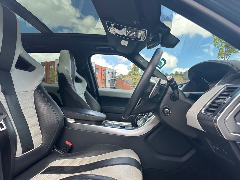 Used Land Rover Range Rover Sport 2017 for sale - 76597720: Photo 4