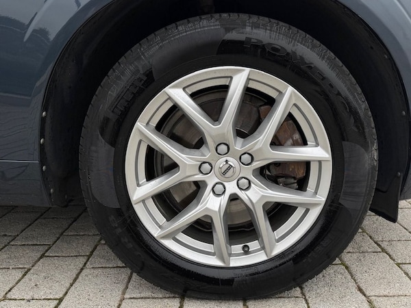 Used Volvo XC60 2017 for sale - 76273985: Photo 12