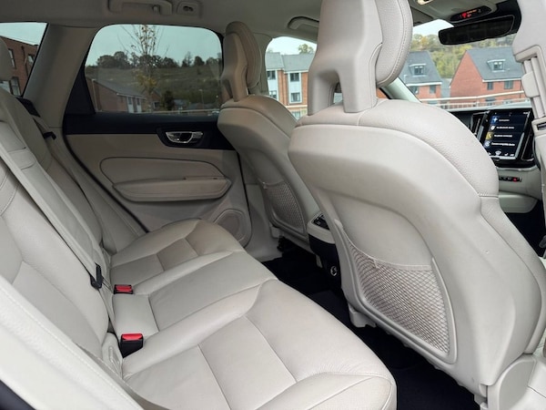Used Volvo XC60 2017 for sale - 76273985: Photo 17