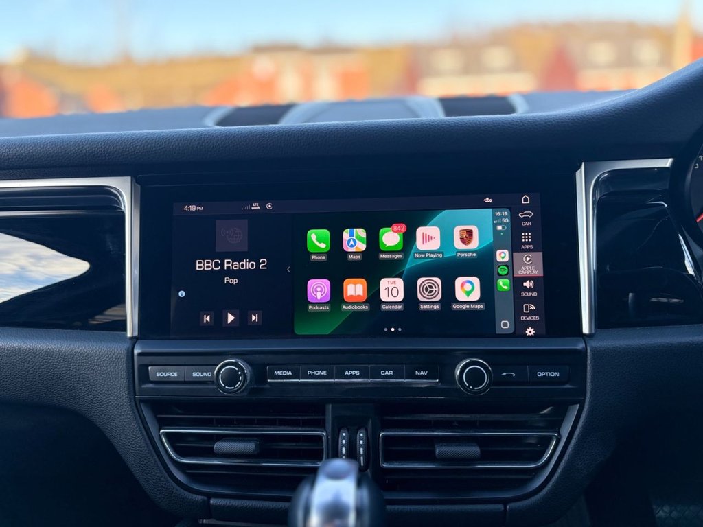 Used Porsche Macan 2020 for sale - 77826757: Photo 13