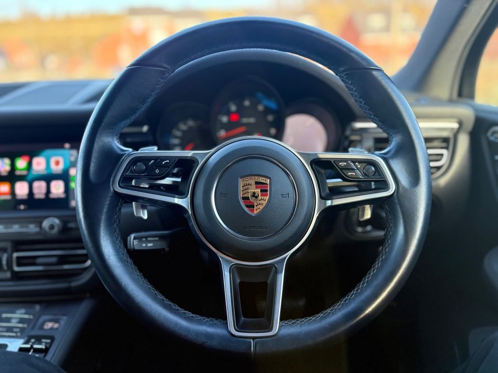 Used Porsche Macan 2020 for sale - 77826757: Photo 14