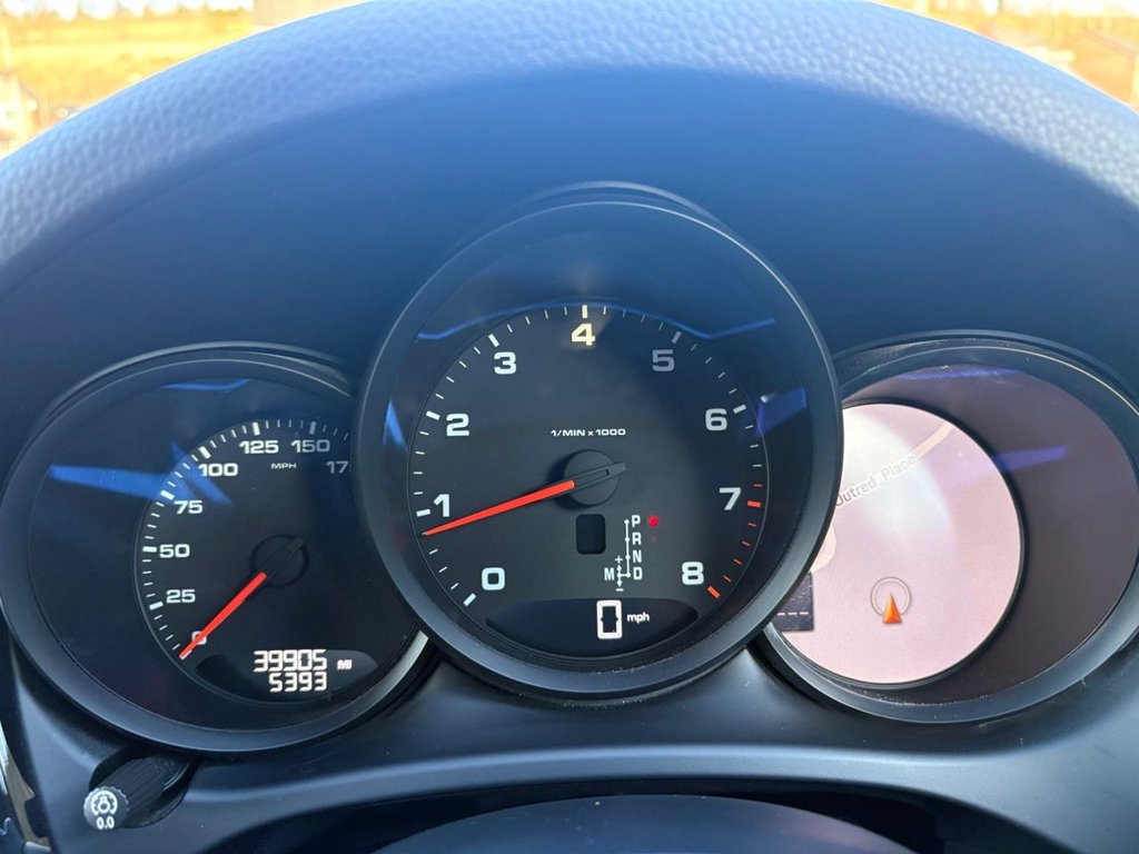 Used Porsche Macan 2020 for sale - 77826757: Photo 15