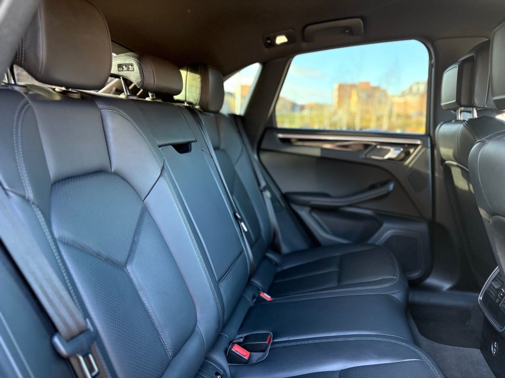 Used Porsche Macan 2020 for sale - 77826757: Photo 18