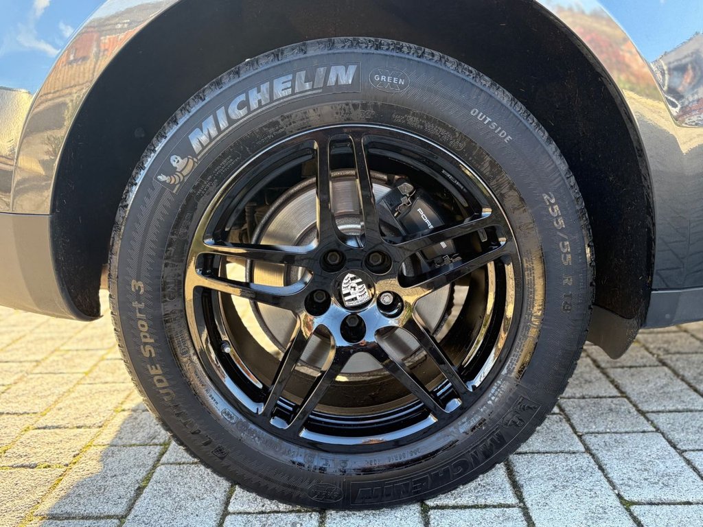 Used Porsche Macan 2020 for sale - 77826757: Photo 24