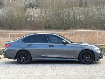 Used BMW 3 Series 2019 for sale - 77250225: Photo