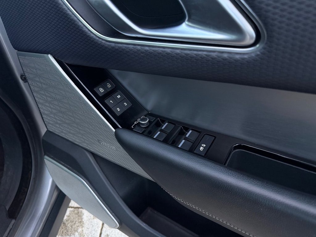 Used Land Rover Range Rover Velar 2021 for sale - 77269104: Photo 9