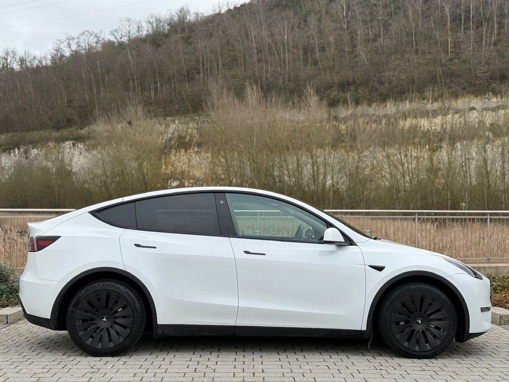 Used Tesla Model Y 2022 for sale - 77976608: Photo 12