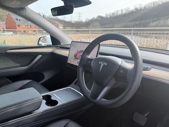 Used Tesla Model Y 2022 for sale - 77976608: Photo