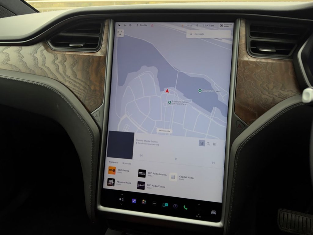 Used Tesla Model X 2020 for sale - 78102833: Photo 15