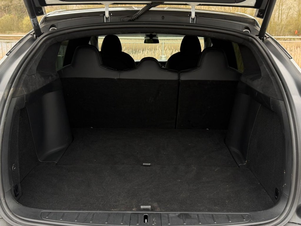 Used Tesla Model X 2020 for sale - 78102833: Photo 21